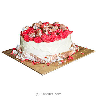 Mahaweli Reach WhiteChocolateandRedVelvetMacronGateau